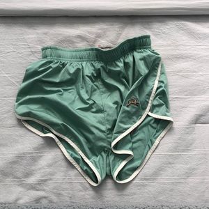 Tracksmith Men’s Twilight Split Shorts- Spruce/Ivory- Size Small